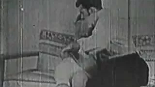 彼女のミルクシェーカーを愛撫しているブロンドの熟女ディーサイレン 月野 帯 人 動画 - 2022-02-27 10:05:17