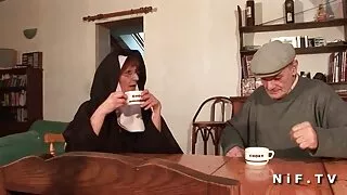 av 女子 動画