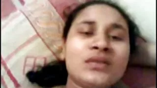 ベッドで彼氏にサービスを提供する若い爆弾キャロライナ・スイーツ 女性 向け サンプル 動画 - 2022-02-22 22:34:11